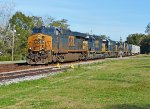 CSX 902 heads west